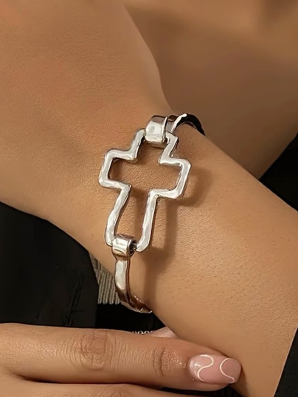 Elegant Silver Cross Bracelet